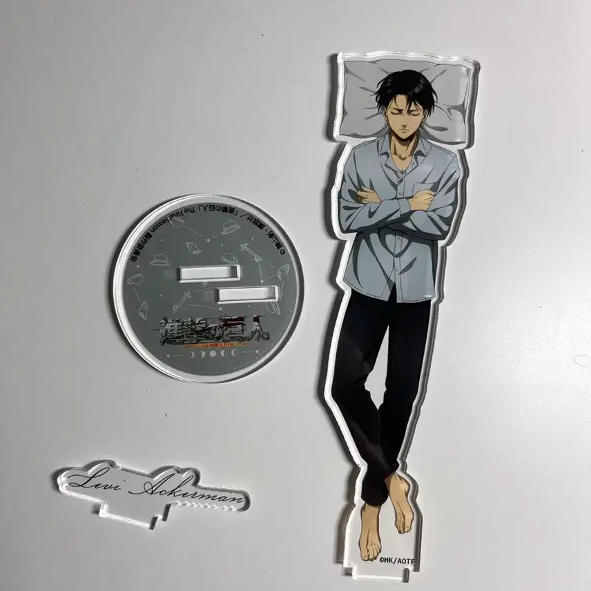 [BUNJANG] Attack on Titan Levi Oyasumi Acrylic Stand / 진격의 거인 진격거 리바이 오야스미 아크릴 스탠드