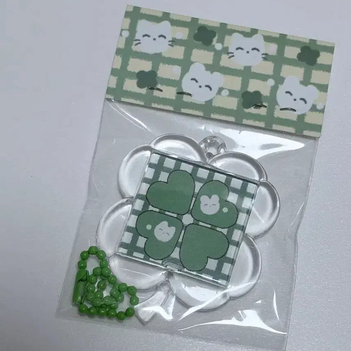 [BUNJANG] Hinakuu Clover Keyring / 히나쿠우 클로버 키링