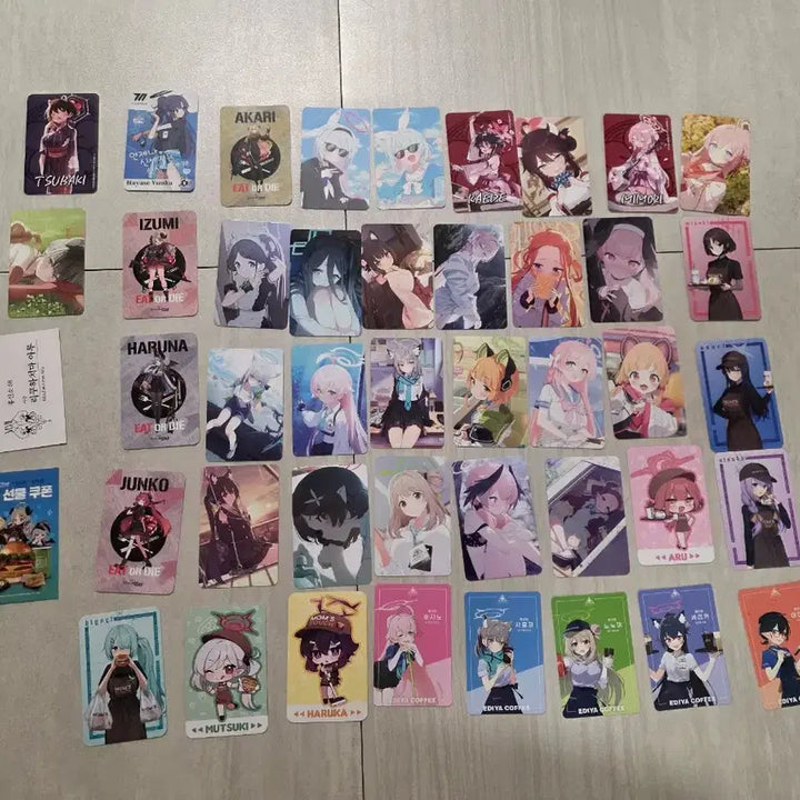 [BUNJANG] Blue Archive Merchandise Bundle Set / [네고 가능] 블루 아카이브 공식 굿즈 일괄 판매