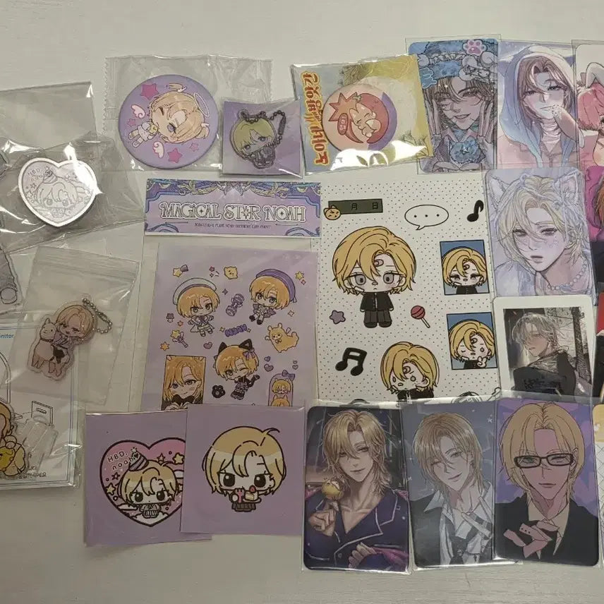 [BUNJANG] PLAVE Noah Birthday Cafe Goods Bundle Set / 플레이브 노아 생카 및 비공굿 일괄 판매합니다!