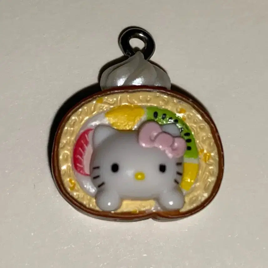 [BUNJANG] Cool Sweets Roll Cake Kitty Strap / 키티스트랩 알맹이 쿨스위츠 롤케이크 팔아요~!
