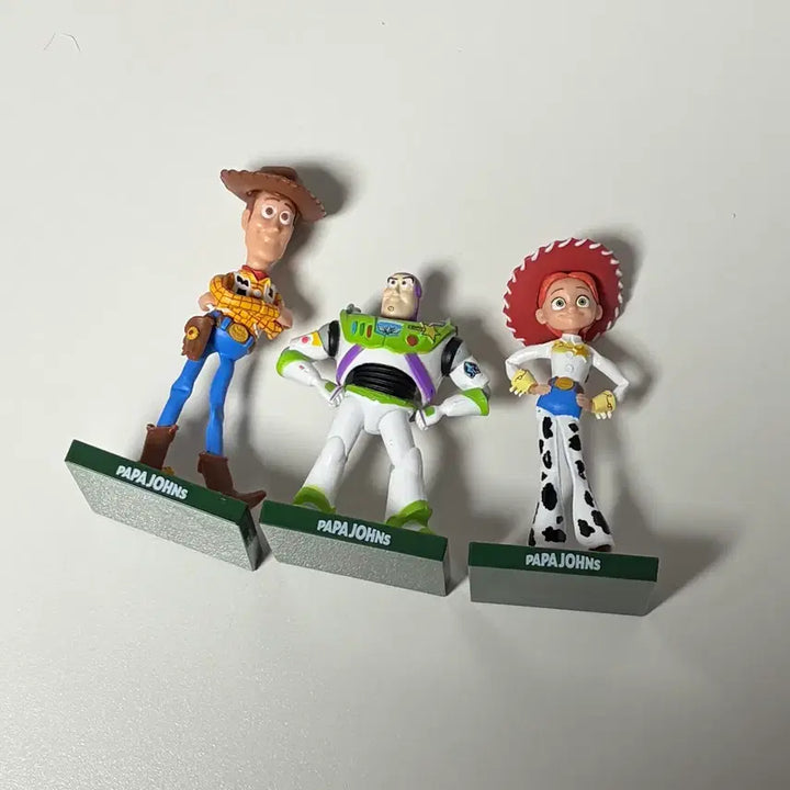 [BUNJANG] Toy Story Pizza Planet Figure / 토이 스토리 파파존스 피규어