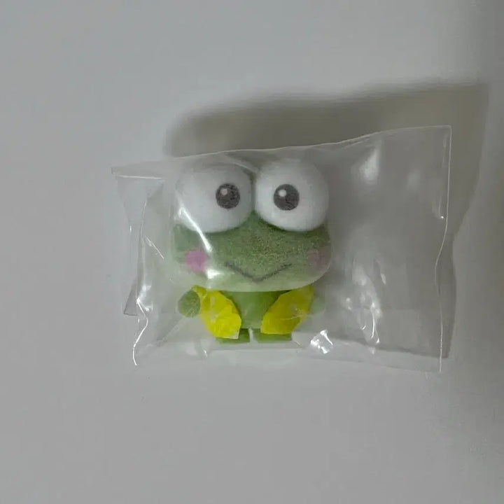 [BUNJANG] Sanrio Tanning Petitomo Keroppi Figure / 산리오 태닝 쁘띠토모 푸치토모 [케로피]