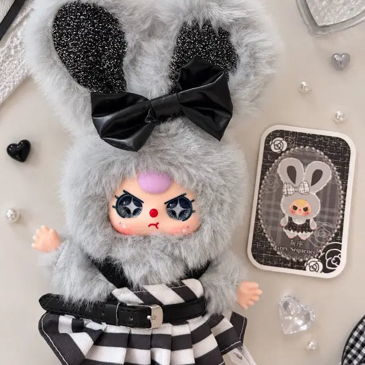 [BUNJANG] Baby3 Black &amp; White Doll Keyring / 베이비쓰리 블랙앤화이트 예쁜눈 그레이 인형 키링