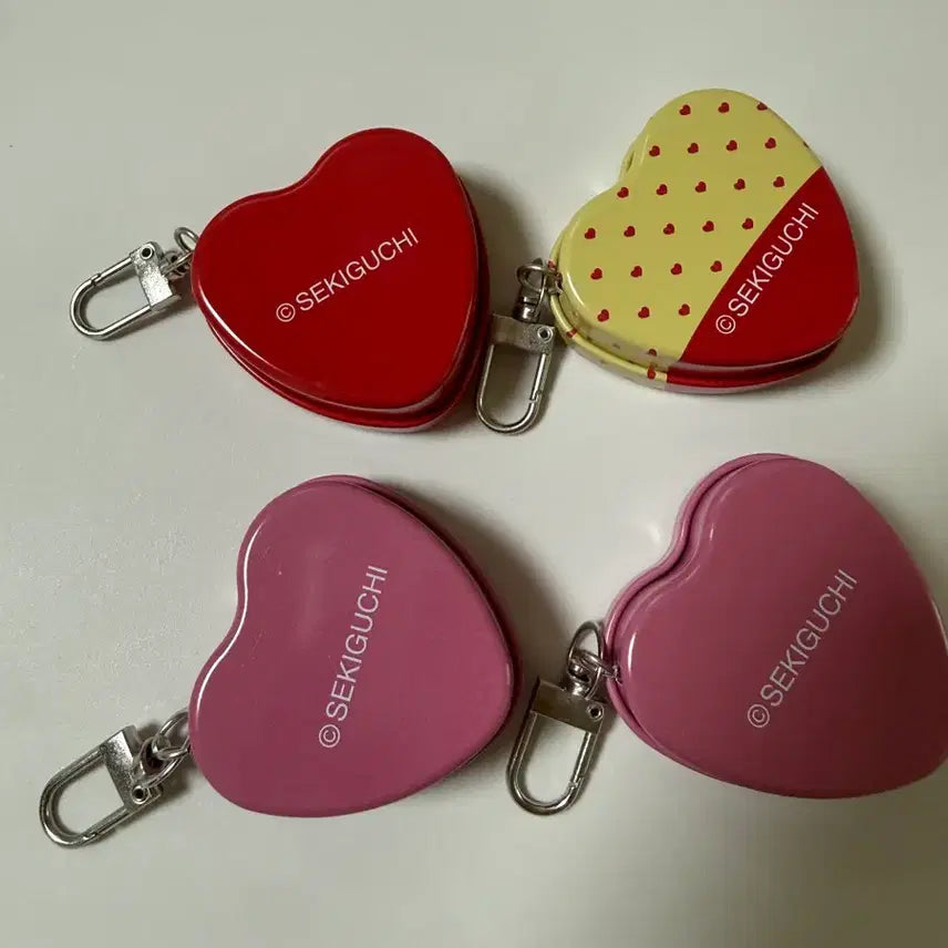 [BUNJANG] Monchhichi Heart Tin Case / 몬치치 틴케이스