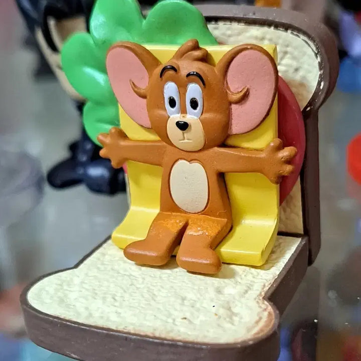 [BUNJANG] Tom and Jerry Sandwich Figure / 톰과 제리 샌드위치 피규어