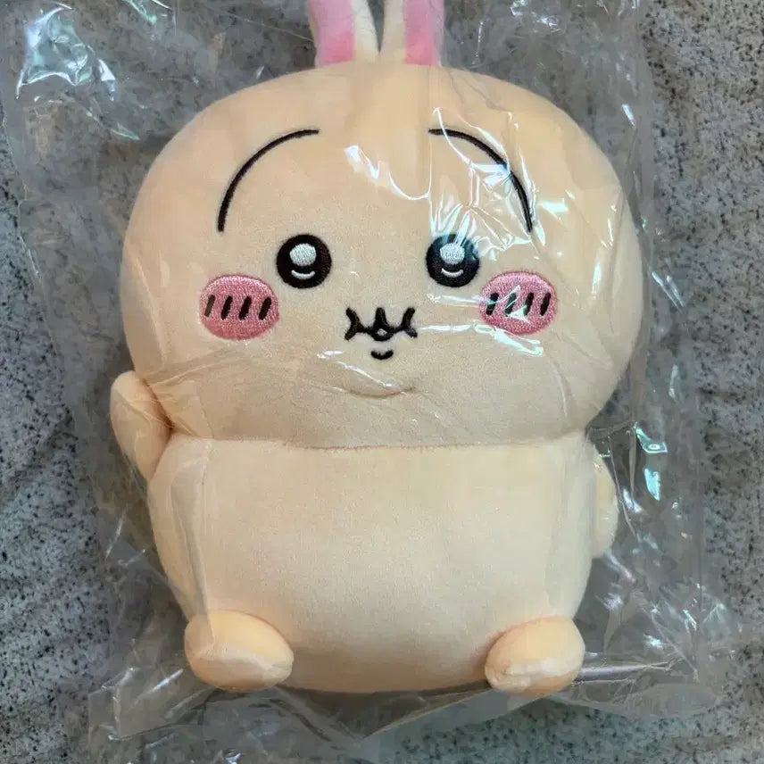 [BUNJANG] Official Chiikawa "Chubby Usagi" Plush / 정품) 먼작귀 치이카와 뚱사기 통통 우사기 * 현재 품절 상품