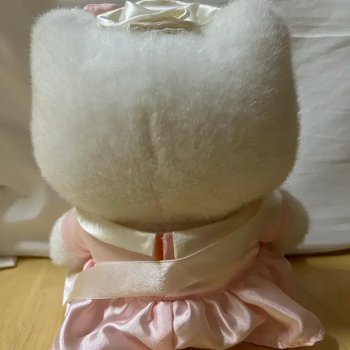 [BUNJANG] Vintage Nurse Hello Kitty Doll / 고전 간호사 헬로키티 인형