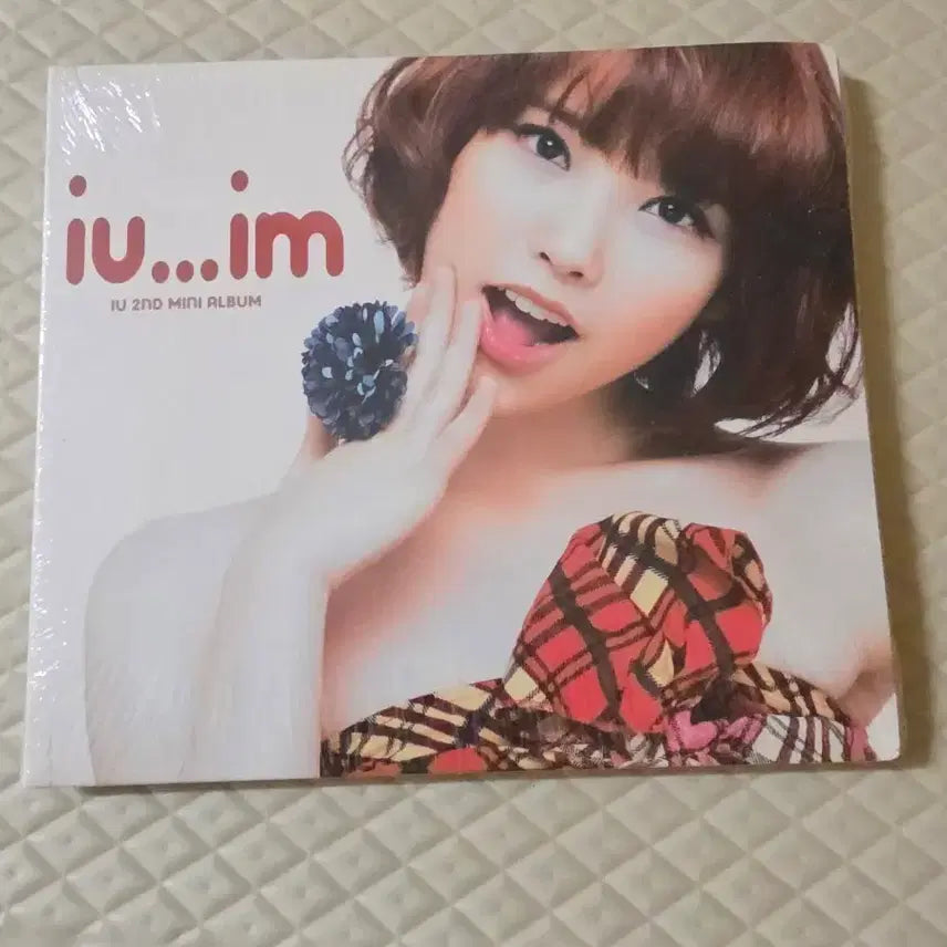 [BUNJANG] IU 2nd Mini Album IU...IM / 아이유 IU 2집 미니앨범 IU...IM