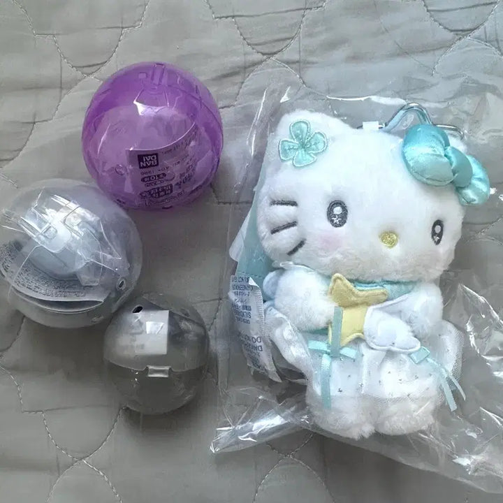 [BUNJANG] Hello Kitty Kirakira Wish Plush / 헬로키티 키라키라 위시 새상품 + 여러 가챠들