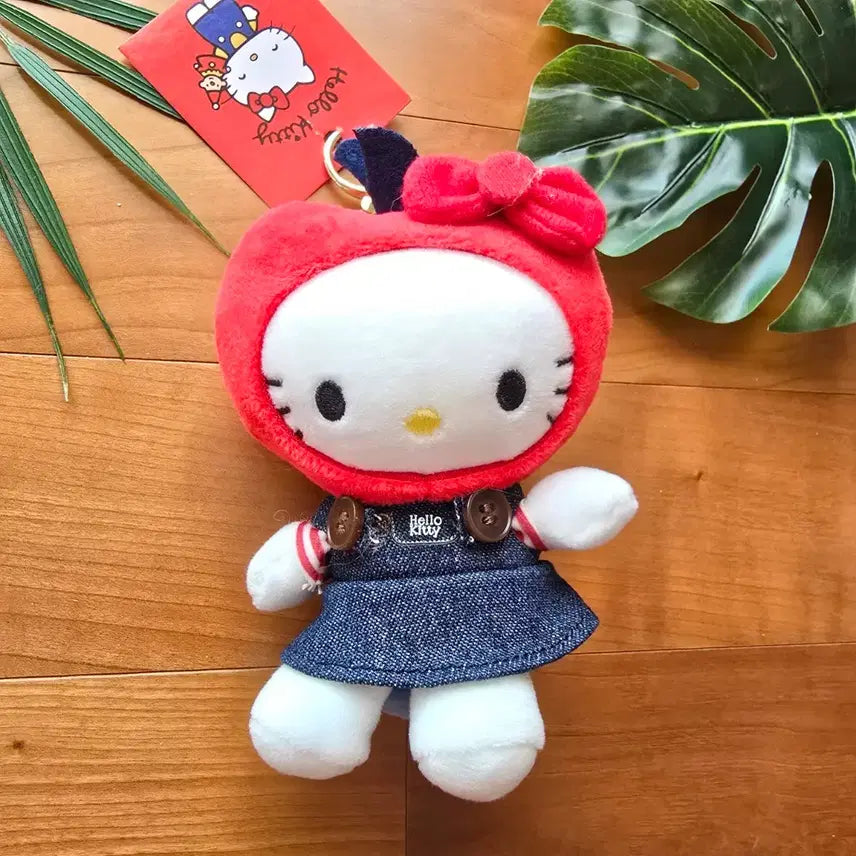[BUNJANG] Hello Kitty Apple Hat Keychain / (새상품) 사과 탈을 쓴 헬로키티 키링