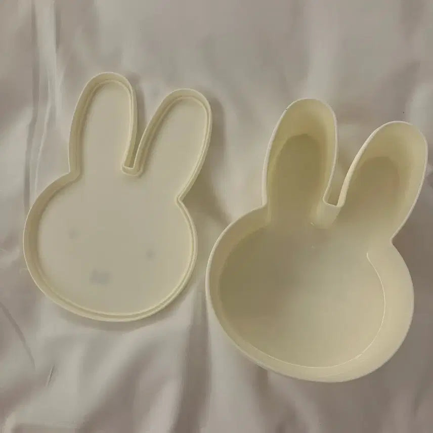 [BUNJANG] Miffy Face Character Lunch Box / Storage Container / 미피 얼굴 캐릭터 도시락통 소품 보관함 새상품
