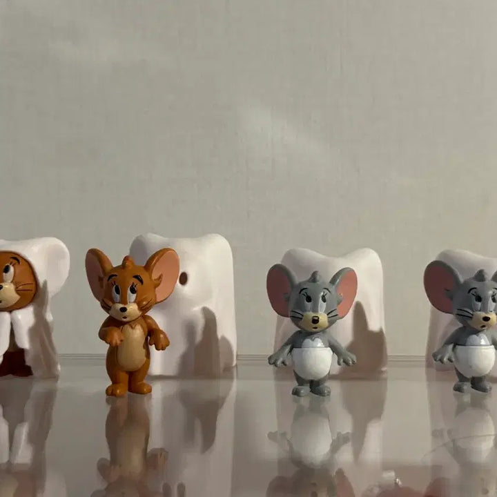 [BUNJANG] Tom and Jerry Ghost Play Gacha Figure Bundle Set / 일괄) 톰과제리 유령놀이 가챠 피규어