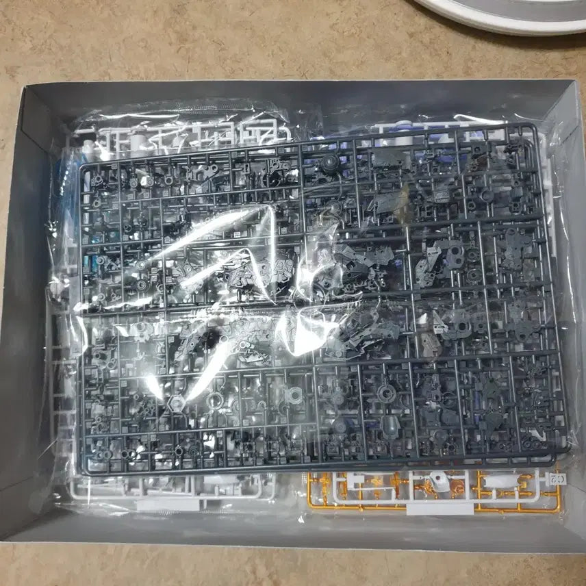 [BUNJANG] RG Hi-Nu Gundam Model Kit / RG 하이뉴건담 팝니다