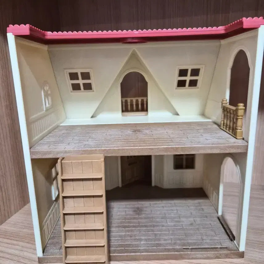 [BUNJANG] Sylvanian Families Two-Story House / 실바니안 이층집