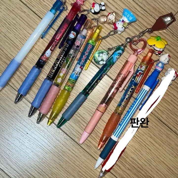 [BUNJANG] Vintage Kitty Pen/Mechanical Pencil Bundle / 일괄)고전키티펜/고전키티샤프/눈토끼/알프스물방울/간호사/불상키티/키티알맹이