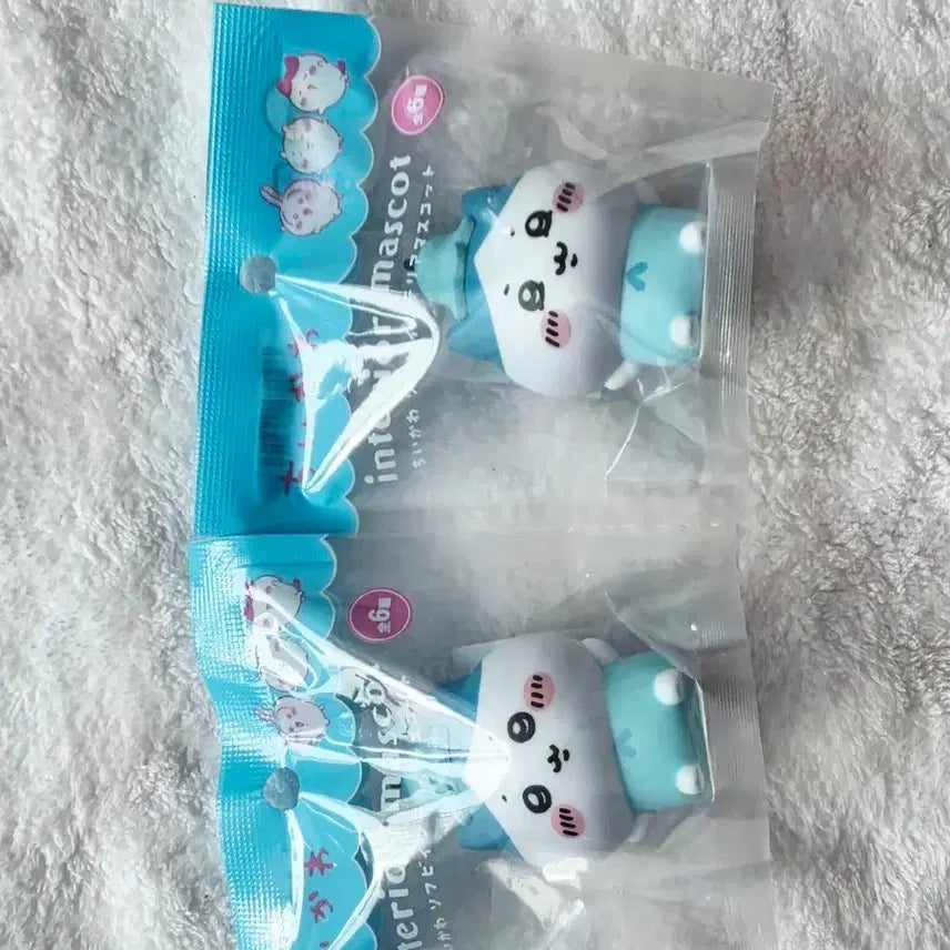 [BUNJANG] Chiikawa Interior Mascot Hachiware 2-Type Set / 치이카와 인테리어 마스코트 하치와레 2증 세트