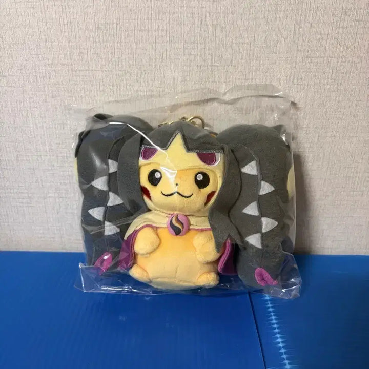 [BUNJANG] Pokemon Ponchochu Mega Beedrill Mascot Plush / 포켓몬 판쵸츄 메가 입치트 마스코트 인형