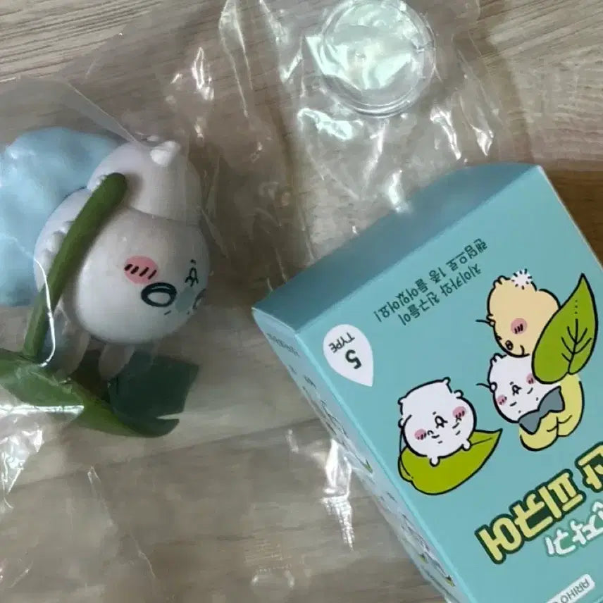 [BUNJANG] Monzakkui Umbrella Figure Momonga / 먼작귀 우산 피규어 모몽가