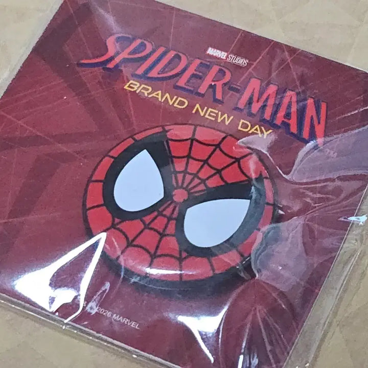 [BUNJANG] Spider-Man Pin Badge (Sealed) / 스파이더맨 핀뱃지(미개봉)