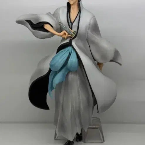 [BUNJANG] Bleach Ichimaru Gin B Prize Figure (Damaged) / 택포22)블리치 제일복권 이치마루 긴 B상 피규어(하자품)