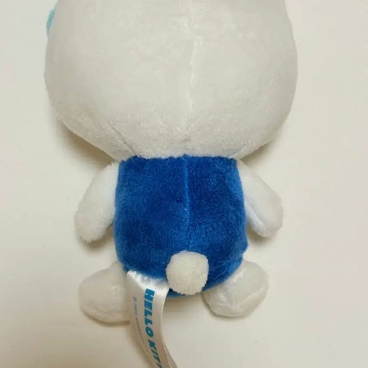 [BUNJANG] Sanrio "Oishiro" Hello Kitty Heart Eye Plush / 헬로키티 오이시로 하트눈 헬로키티