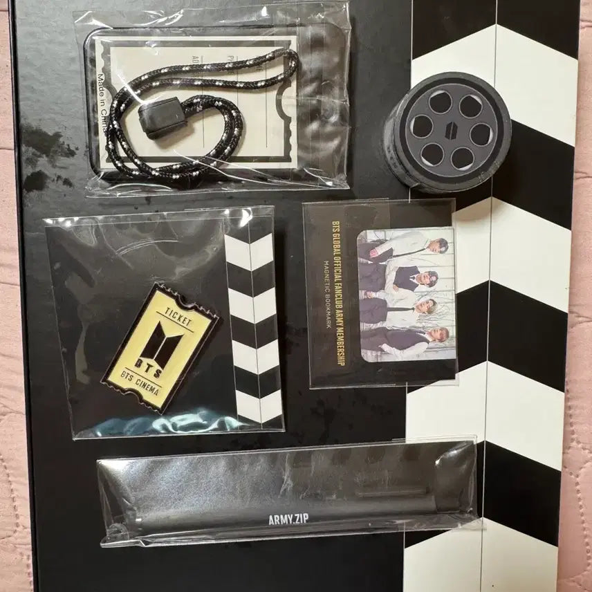 [BUNJANG] BTS ARMY Kit Full Set Photocard Bundle / 방탄 아미키트 팔아요