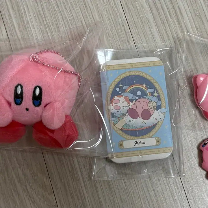 [BUNJANG] Kirby Mascot Plush Doll Tin Case Clip Bundle Set / 별의 커비 마스코트 인형 틴케이스 집게 일괄 세트
