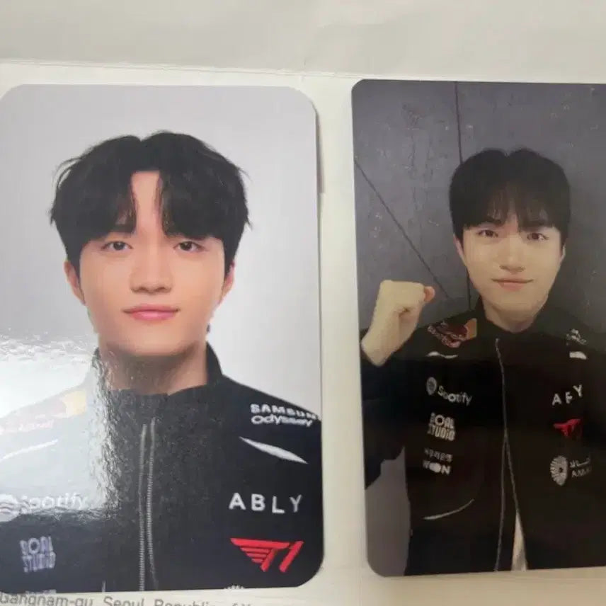 [BUNJANG] T1 Faker Photocard Bundle Set (2 pcs) / 티원 케리아 공식 포카 2장 일괄 티원존 티원부스 치어부스 포토카드