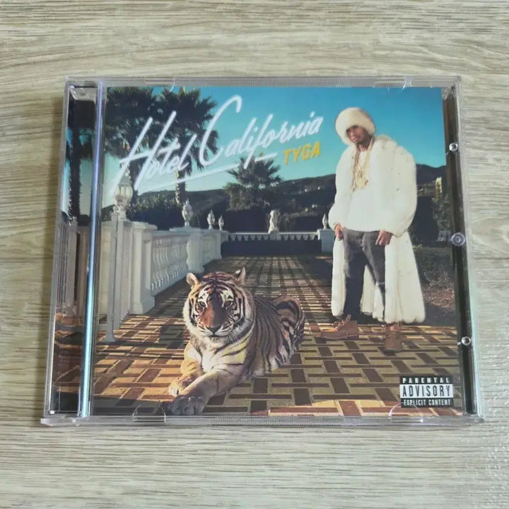 [BUNJANG] Tyga Hotel California Deluxe Edition CD / [택포] Tyga - Hotel California Deluxe Edition 타이가 CD