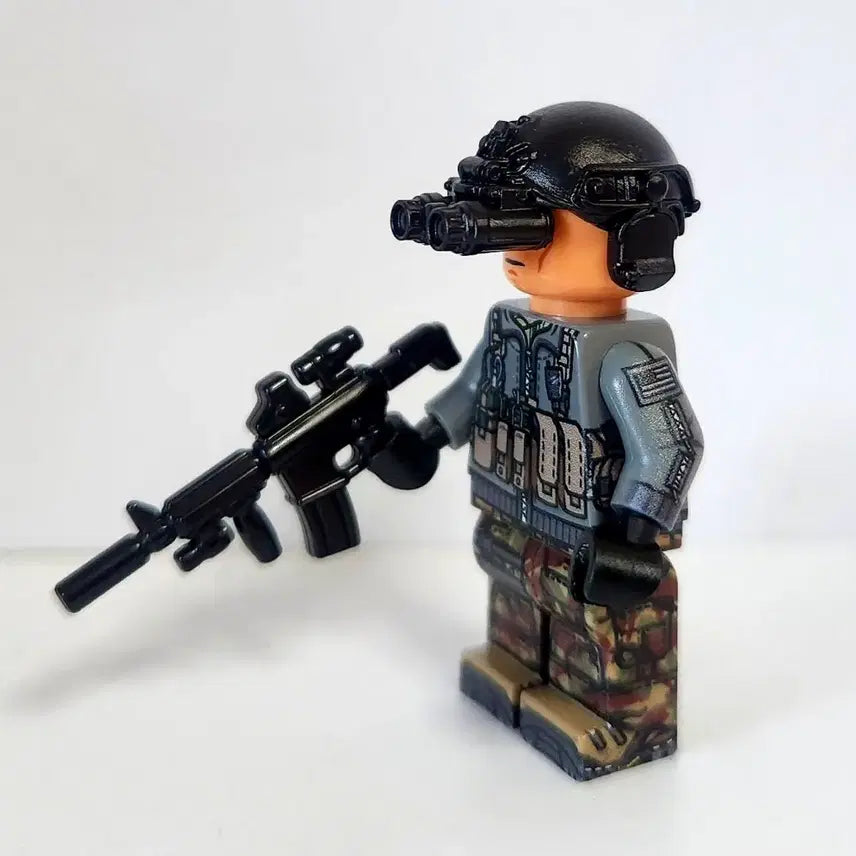 [BUNJANG] LEGO TMC Operator Military Figure / 레고 tmc Operator 피규어 밀리터리  팝니다