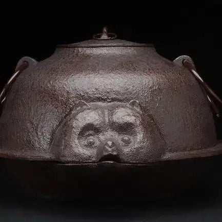 [BUNJANG] Raccoon Tea Kettle Large Size / 너구리 차솥미사용가로 32.5cm  깊이 31cm  높이 21.5cm무게 7.5kg판매가 60만.무료배송