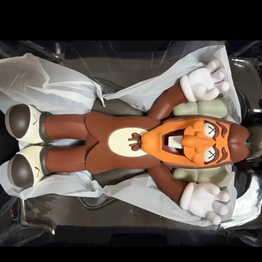 [BUNJANG] Kaws Cereal Monsters Count Chocula Figure / 카우스 시리얼 몬스터 카운트 초큘라 피규어