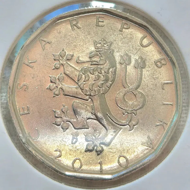 [BUNJANG] Czech Republic 1, 2, 5 Koruna Coins (3-Coin Bundle) / 체코. (1.2.5 코루나 주화) 3점 일괄 판매. Collection.