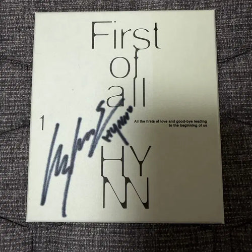 [BUNJANG] PARK HYE WON first of all Signed Album / 박혜원 first of all 싸인반