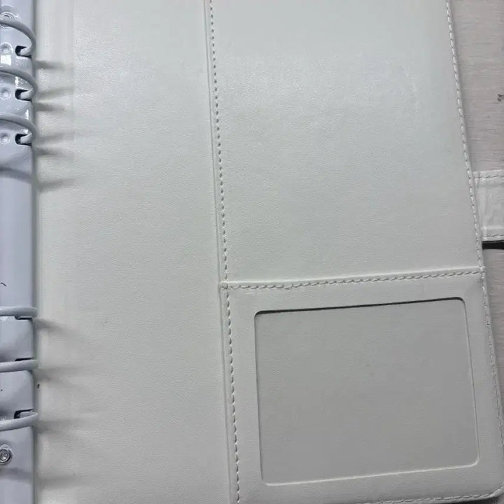 [BUNJANG] White Binder (Macaron) / 흰색 바인더 (마카롱)