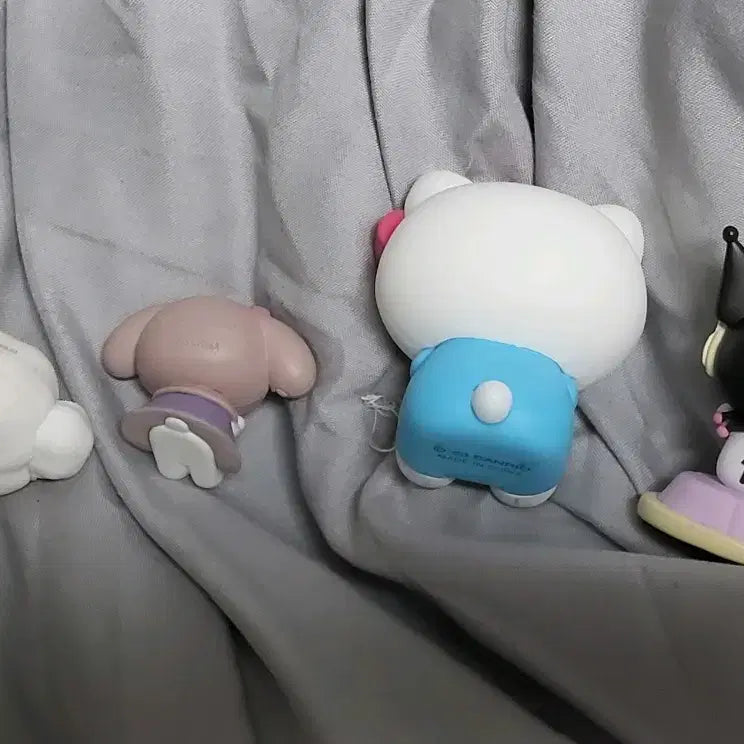 [BUNJANG] Sanrio Characters Gacha Figure Set / 산리오 캐릭터 피규어 세트 판매