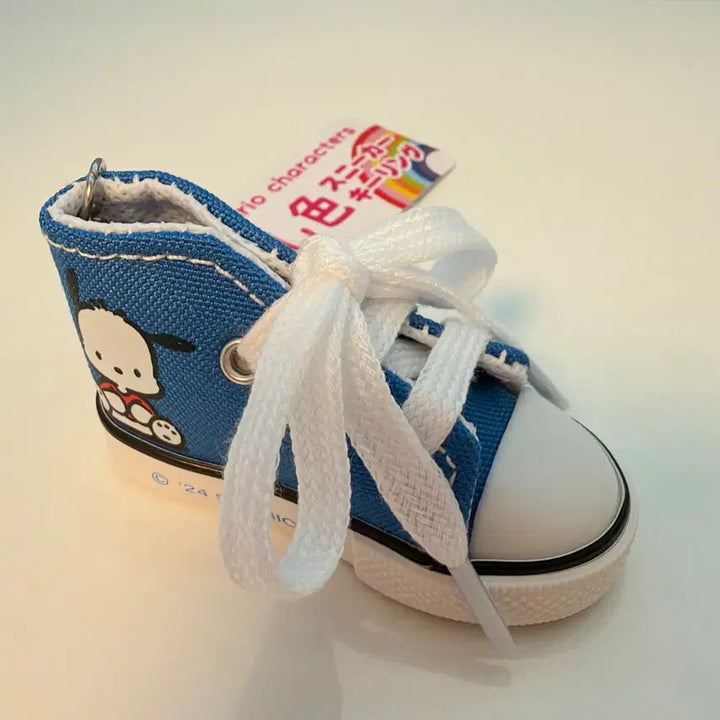 [BUNJANG] Sanrio Pochacco Original Sneakers Keyring / 산리오 오리지널 스니커즈 키링 포차코