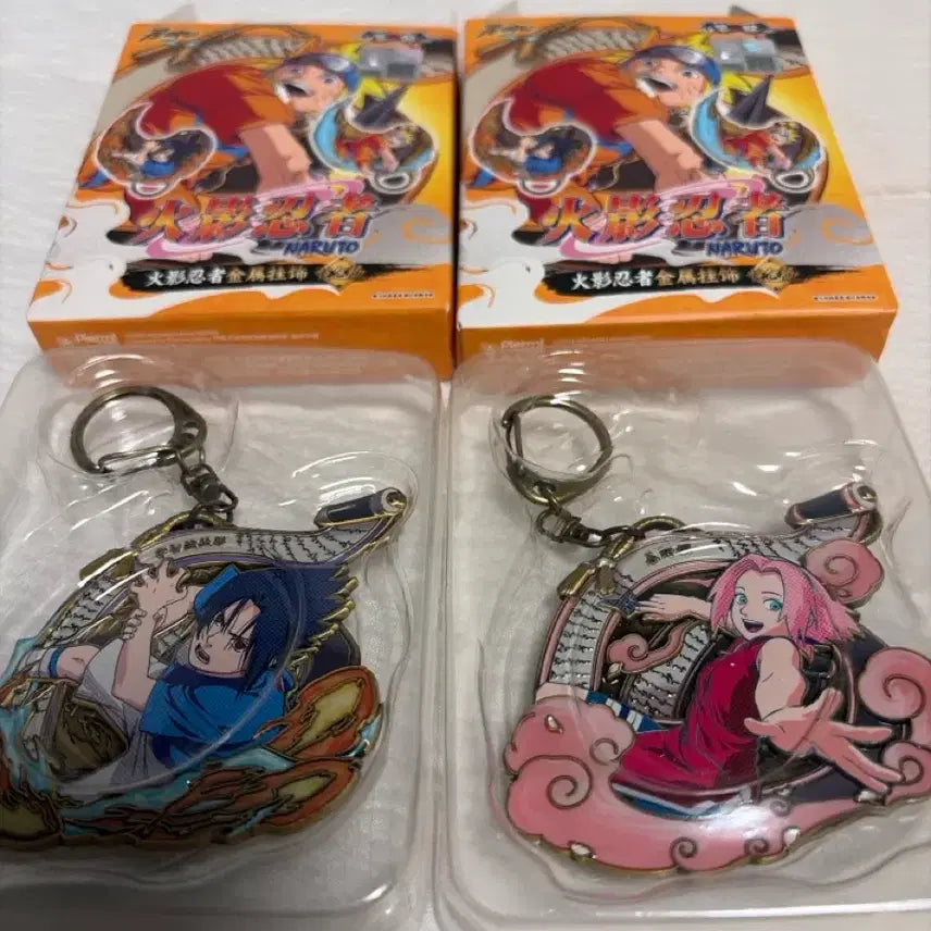 [BUNJANG] Naruto Shippuden Sasuke &amp; Sakura Badge Set / 나루토 질풍전 뱃지(사스케, 사쿠라) 일괄