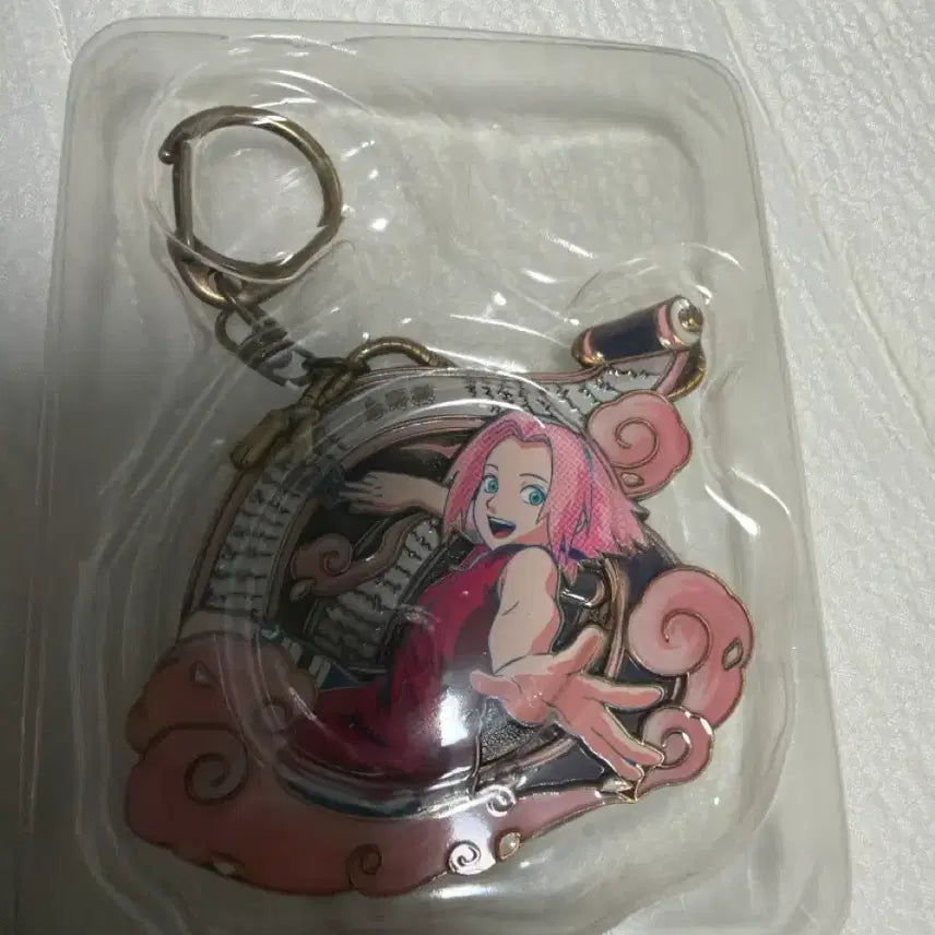 [BUNJANG] Naruto Shippuden Sasuke &amp; Sakura Badge Set / 나루토 질풍전 뱃지(사스케, 사쿠라) 일괄