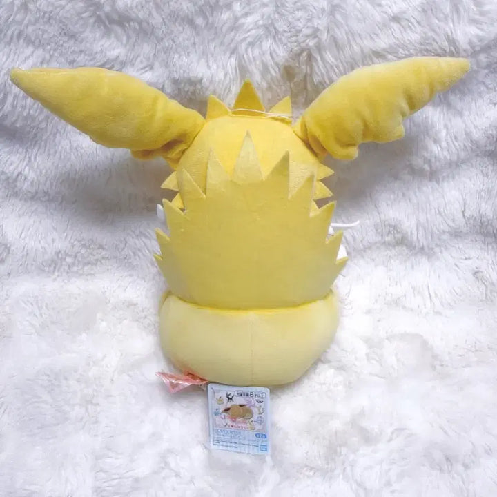 [BUNJANG] Pokémon I LOVE EIEVUI Jolteon Plush - New / 포켓몬 I LOVE EIEVUI 쥬피썬더 인형 새상품