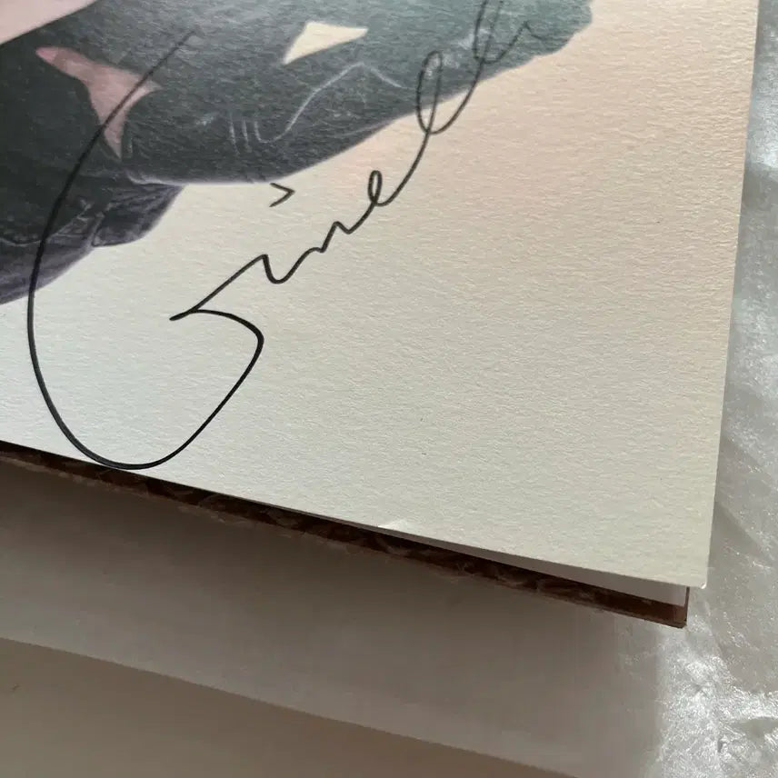 [BUNJANG] Aespa Autographed Poster / 에스파 미쟝셴 친필 사인 포스터