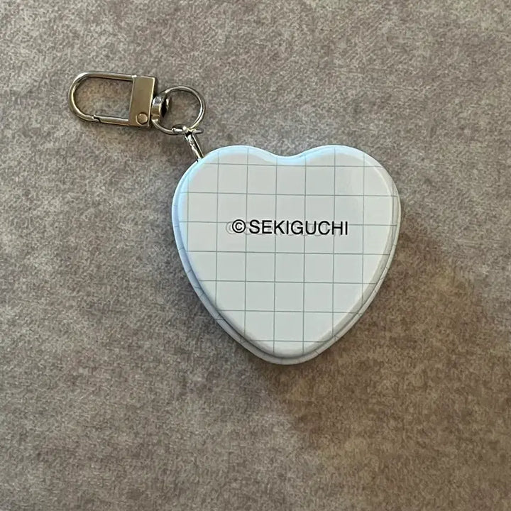 [BUNJANG] Monchhichi Heart Tin Case Keychain / 몬치치 GS 하트 틴케이스
