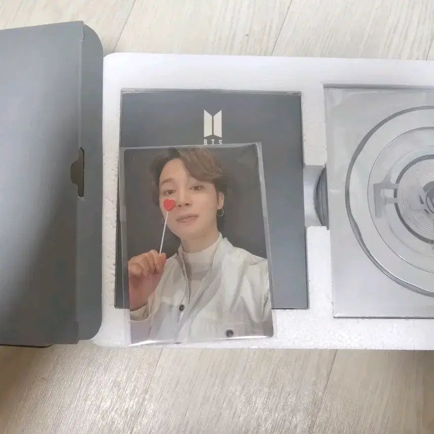 [BUNJANG] BTS Jimin FACE Merch Box 