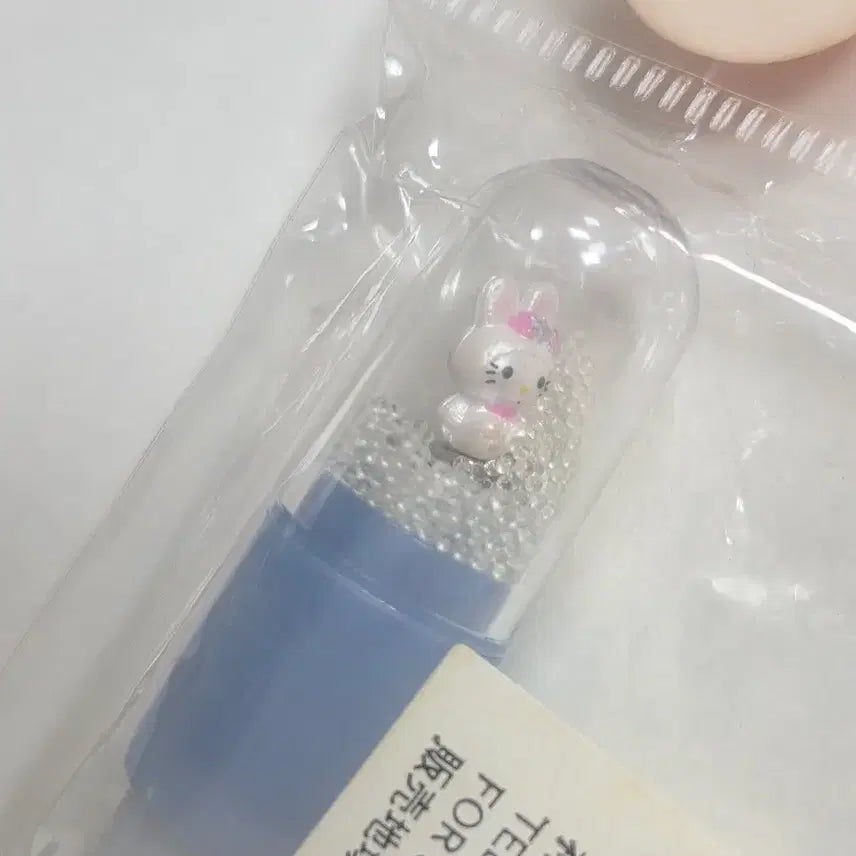 [BUNJANG] Classic Kitty Snow Globe Figure Ballpoint Pen / 고전키티 피규어 볼펜 눈꽃 토끼키티 피규어 돔볼펜 키티샤카샤카볼펜