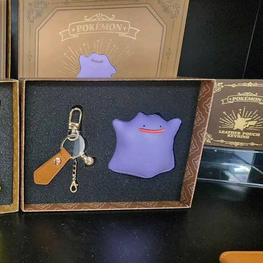 [BUNJANG] Gopung Store Leather Mascot Ditto Keychain / 고풍상점 레더 마스코트 메타몽