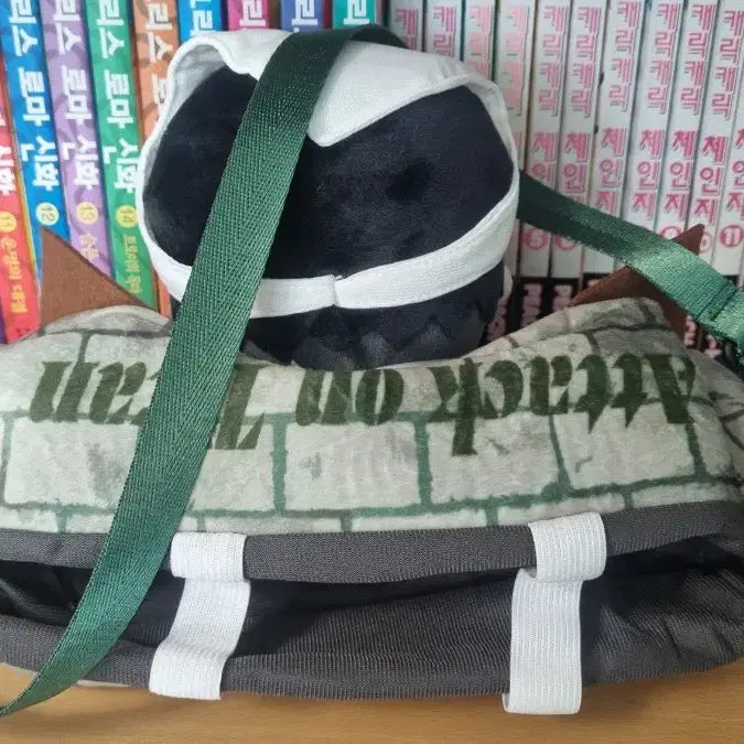 [BUNJANG] Attack on Titan Cleaning Levi Plush / 진격의 거인 청소리바이 누이 판매