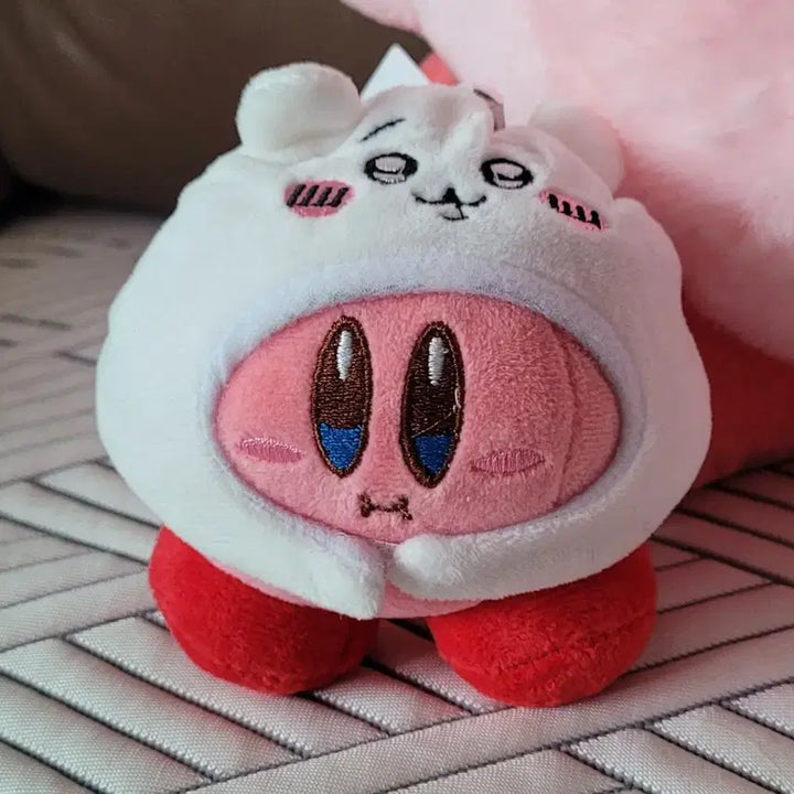 [BUNJANG] Kirby &amp; Monjakwi Collaboration Keychain Plush Toy Bundle Set / yuan 중대형 33cm 별의 커비 + 먼작귀 커비 콜라보 키링인형 + todotoys 커비 키링인형 + 반다이 커비프렌즈4 일괄(새상품)