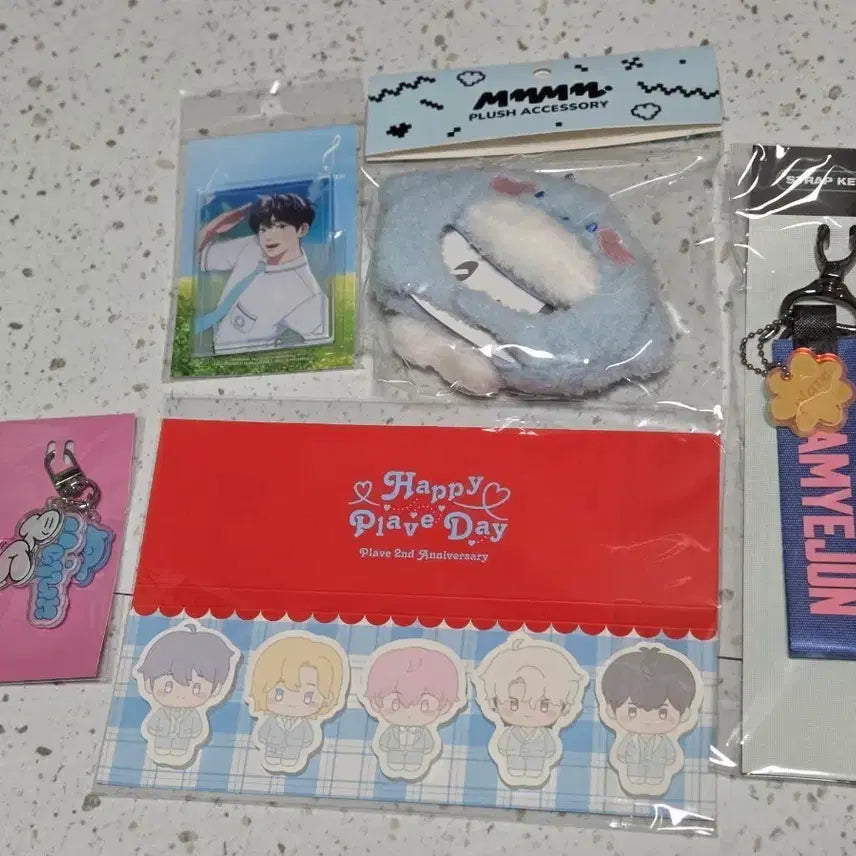 [BUNJANG] PLAVE Yejun Yukyeoreum Strap Bundle Set / 플레이브 예준 육여름스트랩 일괄