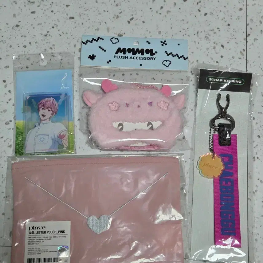 [BUNJANG] PLAVE Bambi Summer Strap Bundle Set / 플레이브 밤비 육여름스트랩 일괄